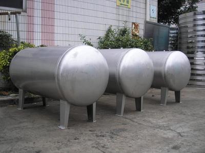 太陽能熱水器不銹鋼制品 綠色能源與耐用材料的完美結合